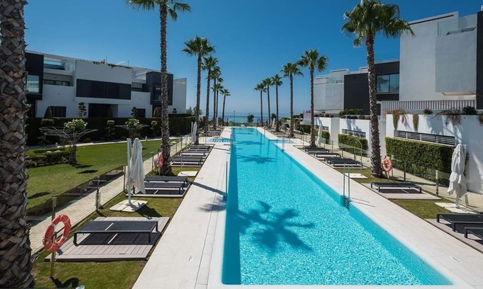 Estepona House | Contemporary luxurious townhouse with Sea views