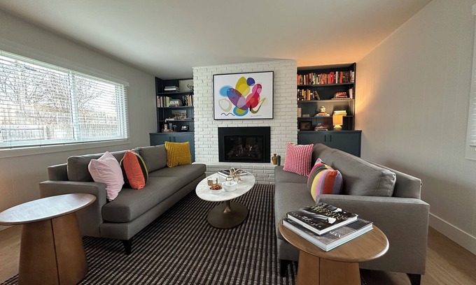 West Allis House | Contemporary Milwaukee 2BR Home with All Comforts and Prime Location