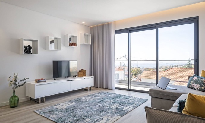 Santo Antonio Apartment | Contemporary Residence C by Madeira Sun Travel