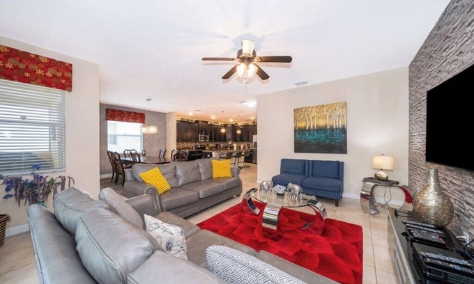 Lindfields House | Contemporary resort home with private pool, spa and games room