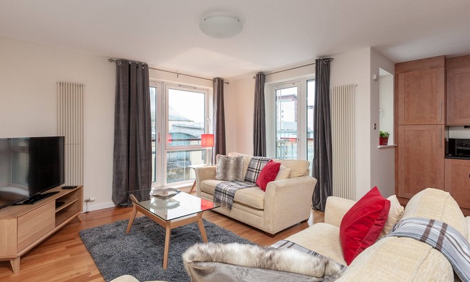 Old Town Apartment | Contemporary three-bedroom apartment with free parking space. Sleeps 5.