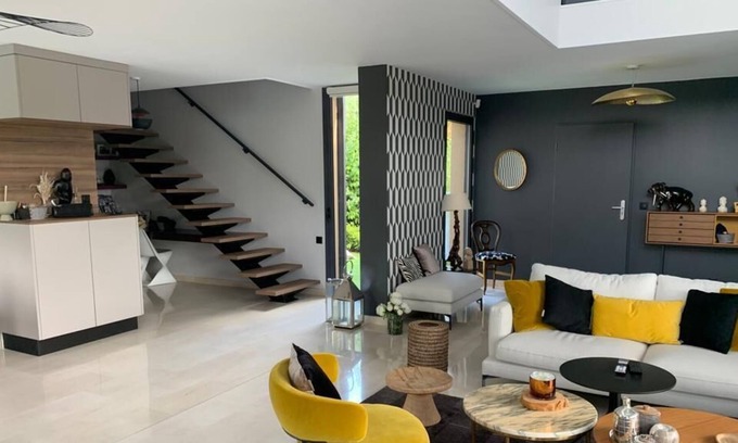 Dardilly House | Contemporary villa - West Lyonnais