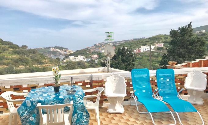 Ponza House | Conti Holiday Homes - Oleander with terrace overlooking the sea