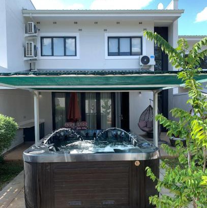 Victoria Falls Apartment | Contours Platinum Peak , Victoria Falls