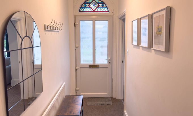 Norwich House | Contractor Family Friendly Spacious 4 Bed House