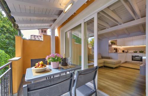 Varenna Apartment | Contrada