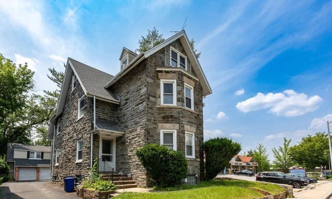 Bryn Mawr Apartment | Convenience & comfort awaits in this stylish 2-Bed/2-Bath in the heart of The Main Line.