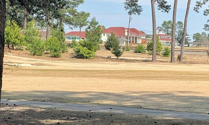 Pinehurst Condo | Convenient 2 bedroom 2 bath condo steps from Pinehurst clubhouses