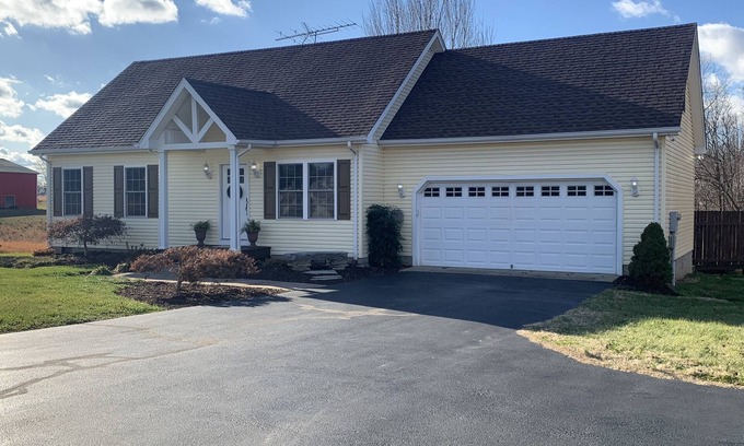 Halfway House | Convenient and Local VRBO Escape with 4 bedrooms - 2 baths Awaits Your Getaway