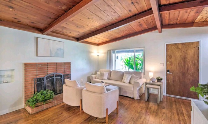 Loma Alta House | Convenient Cozy Coastal Retreat: 1-Mi to Beach, Pet-Friendly & Firepit