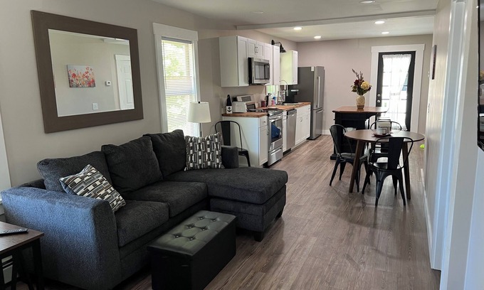 Bangor House | Convenient family and dog friendly Brewer/Bangor home.