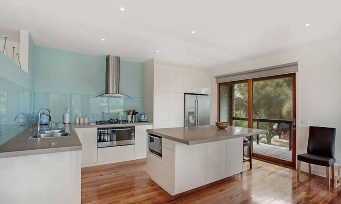 Fingal House | Convenient For Families, Golfers and Hot Spring Enthusiasts