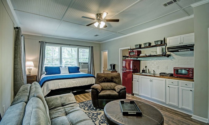 Tougaloo Apartment | Convenient/Safe Location: Studio APT near WholeFoods