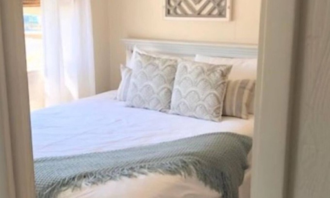 Rehoboth Beach Hotel | Convenient Stay | Free Breakfast & Free Parking | Minutes to Rehoboth Beach