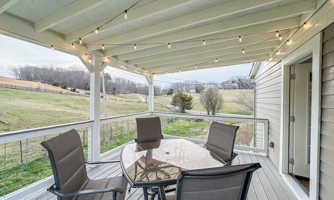 Lenoir City Cottage | Convenient to Knoxville/Oak Ridge/Farragut! - The Cottage at Williams Ferry Farm