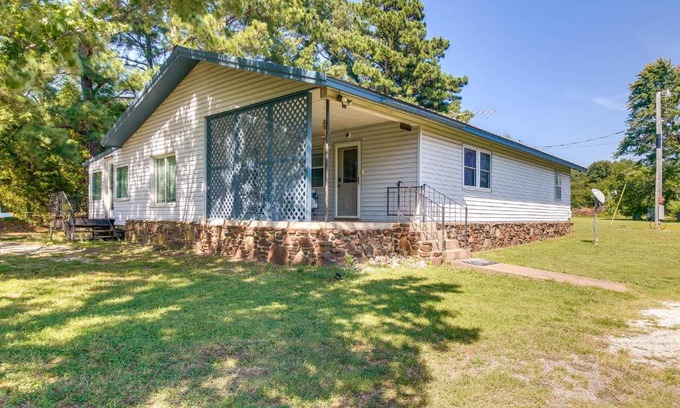 Cookson House | Cookson Vacation Rental with Spacious Yard and Porch!