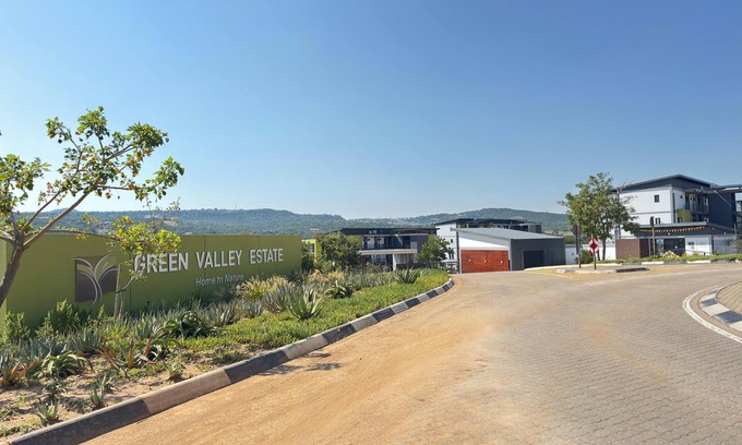 Buffelspruit Apartment | Cool 1-bedroom apartment in Mbombela