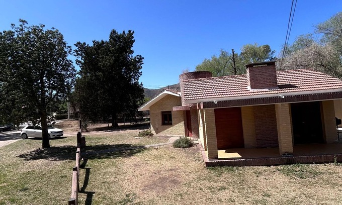 Villa General Belgrano Ski Chalet | Cool chalet with AC in Villa General Belgrano