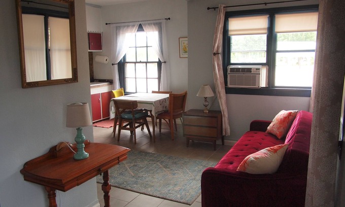 Clarkdale Apartment | Cool ground floor apartment #101