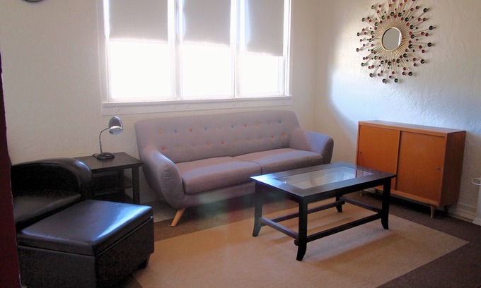 Clarkdale Apartment | Cool modern loft apartment
