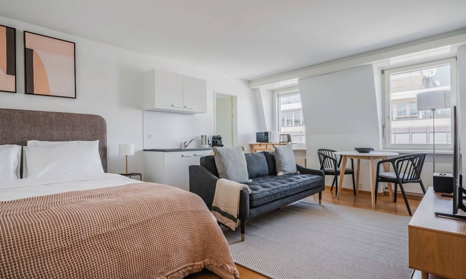 Seefeld Apartment | Cool Seefeld Studio, near Opera, 1 min to Lake, by Blueground