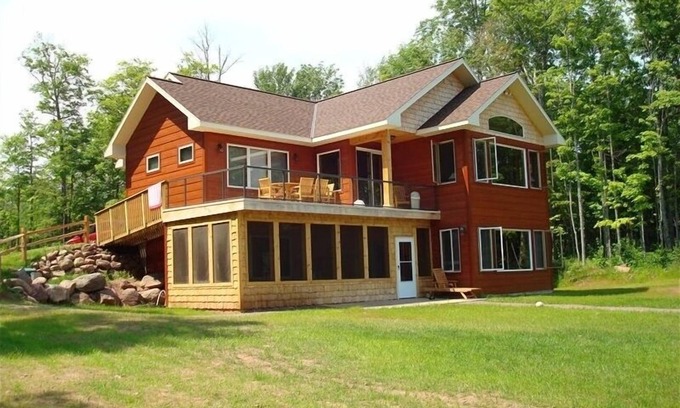 Marenisco House | Cool Water Shores, Lake Gogebic Luxury Home