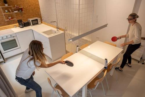 Weissensee Apartment | COOLEST Apartment in Berlin, easy Check-in, close to center, Youngster Maisonette #7
