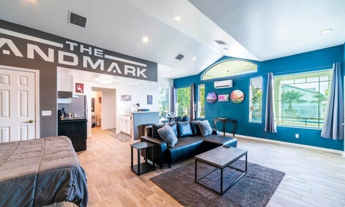 Coolidge Apartment | Coolidge Modern Studio right next to heated pool and amenities