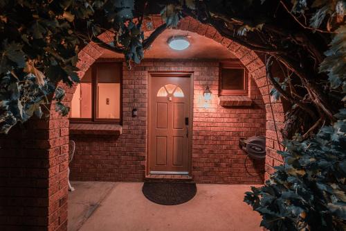 Cooma House | Cooma Guest House