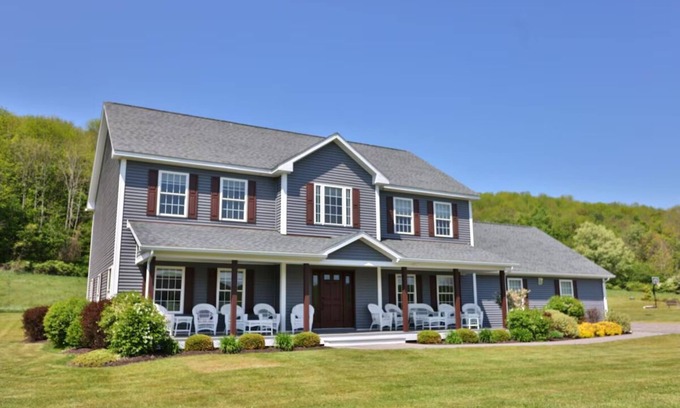 Cooperstown House | Coop Diamonds Luxury Rentals; Sunrise Estates 5