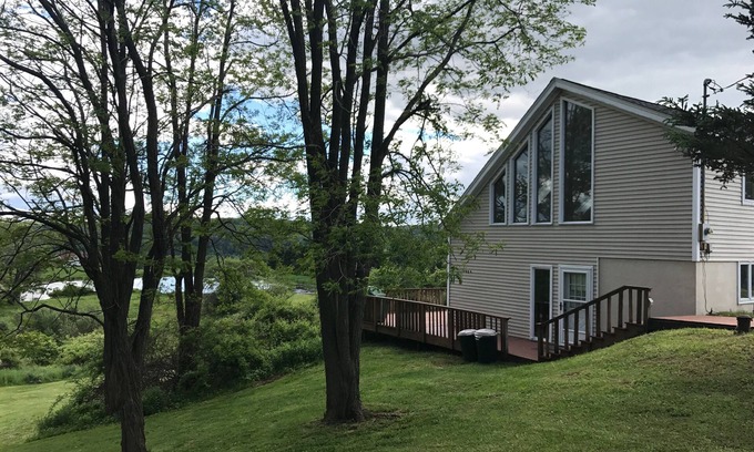 Fly Creek House | Cooperstown Mountain View Manor 5 minutes to Dream Park 2 minutes Hall of Fame