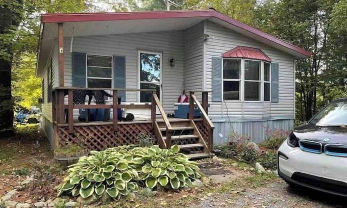 Cooperstown - Otsego Lake House | Cooperstown Shadow Brook Campground Cottage
