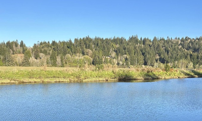 Coos Bay House | Coos River house