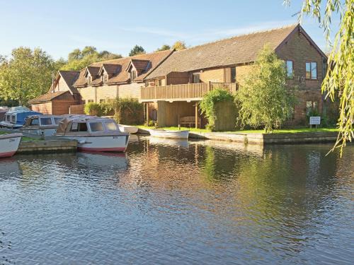 Smallburgh House | Coot Cottage