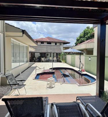 Val-de-Caes House | COP30 - Maravilhosa mansão 800m2 no Cristalville em Belém-PA