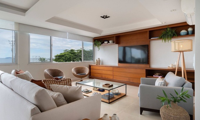 Copacabana House | Copacabana – Av. Atlântica | Panoramic Ocean View