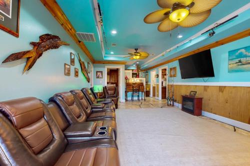 Rockport House | Copano Bay Fishing Lodge