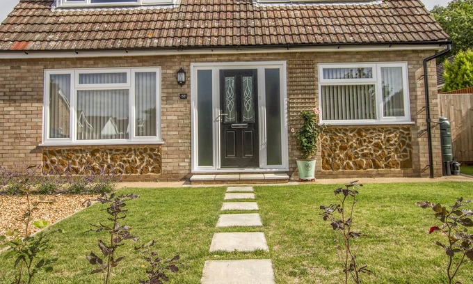 Dersingham House | COPPER BEECHES, pet friendly, with a garden in Dersingham