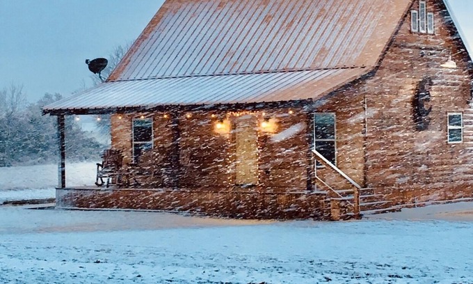 Goldsboro Cabin | Copper Cabin outdoor relaxation and country living at its best