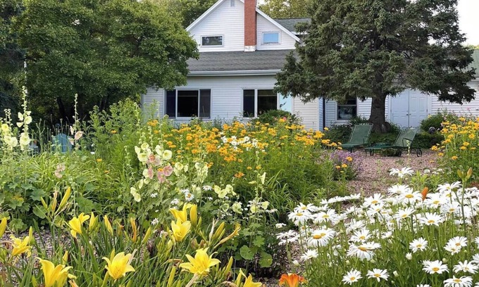 Champion House | Copper Moose Cottage