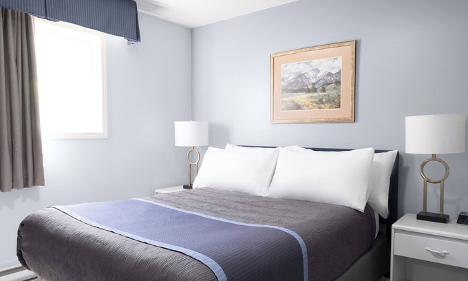 Okanagan-Similkameen Hotel | Copper Mountain Inn & Suites