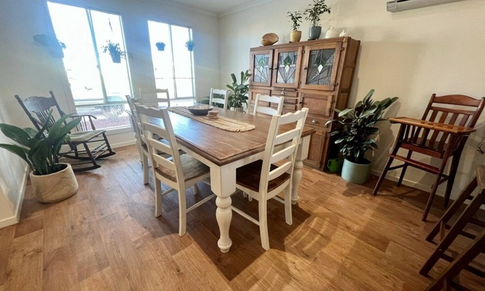 Wallaroo House | ♡Copper Shores Holiday House - a home away from home!