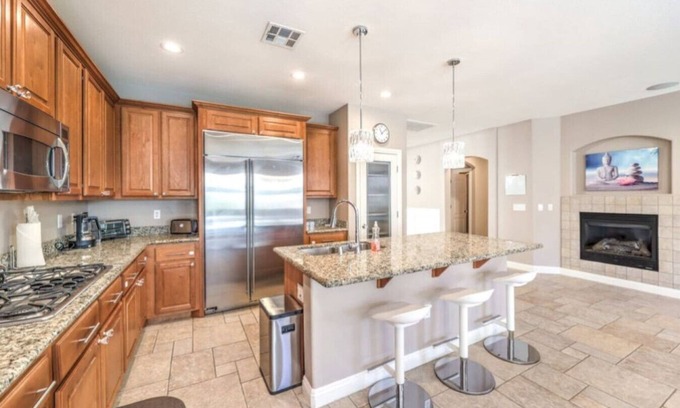 MacDonald Ranch House | Copper View | Green Valley Ranch with Casita
