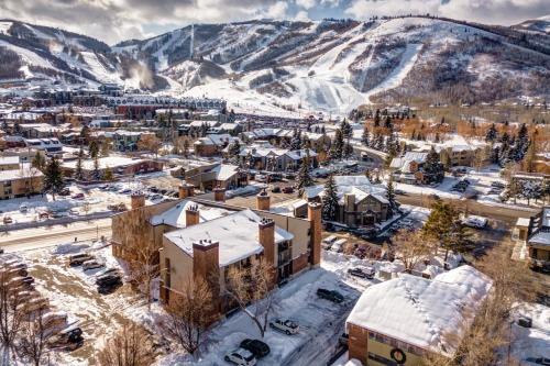 North Park City Apartment | Copperbottom Inn #310