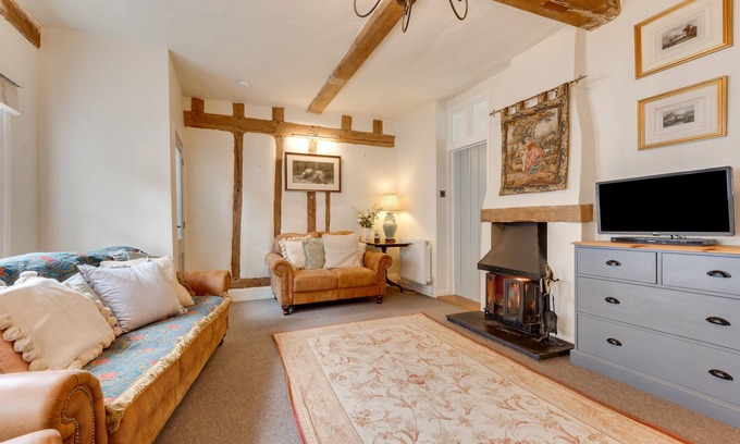 Lavenham House | Coppers - Two Bedroom House, Sleeps 4
