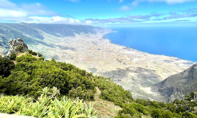 Tigaday Apartment | Coqueto estudio, balcon o terraza, Wifi, Hierro