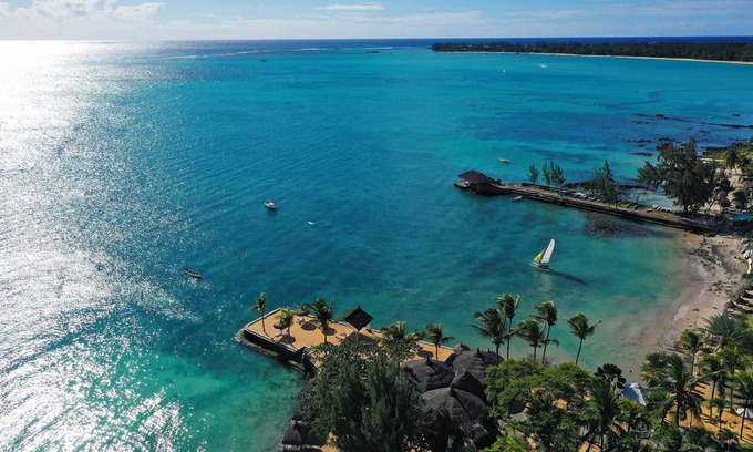 Mont Choisy Resort | Coral Azur Beach Resort