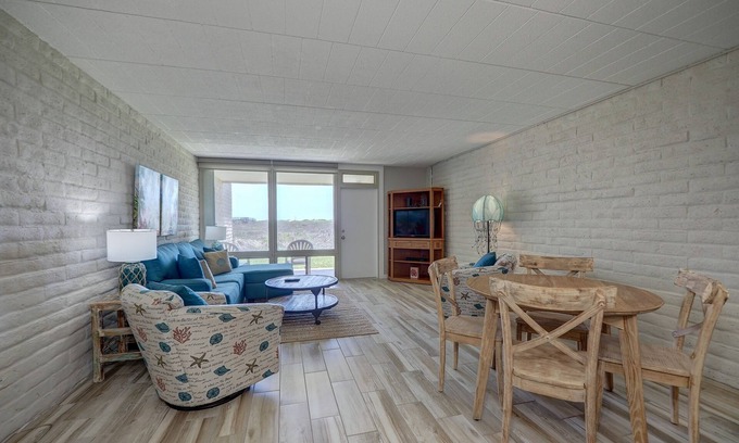 Shibui Sands Condo | Coral Cay #121 | 1 Bed, 1 Bath