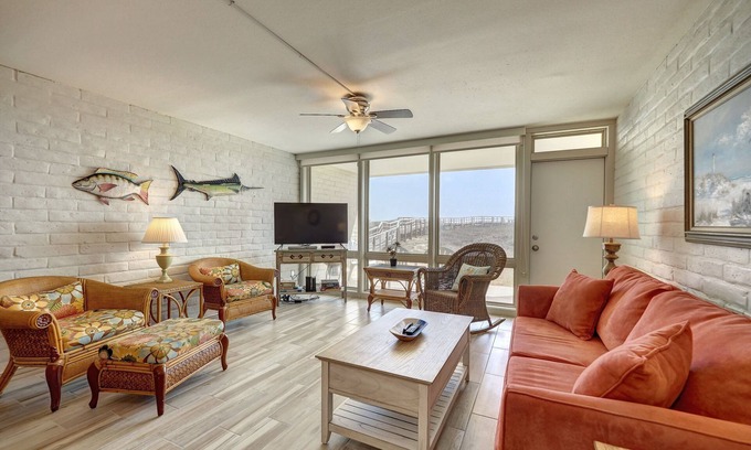 Shibui Sands Condo | Coral Cay #130 | 2 Bed, 2 Bath