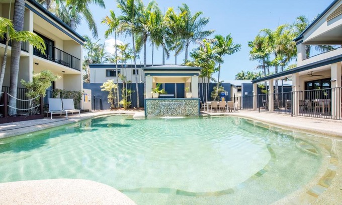 West Mackay Hotel | Coral Cay Resort